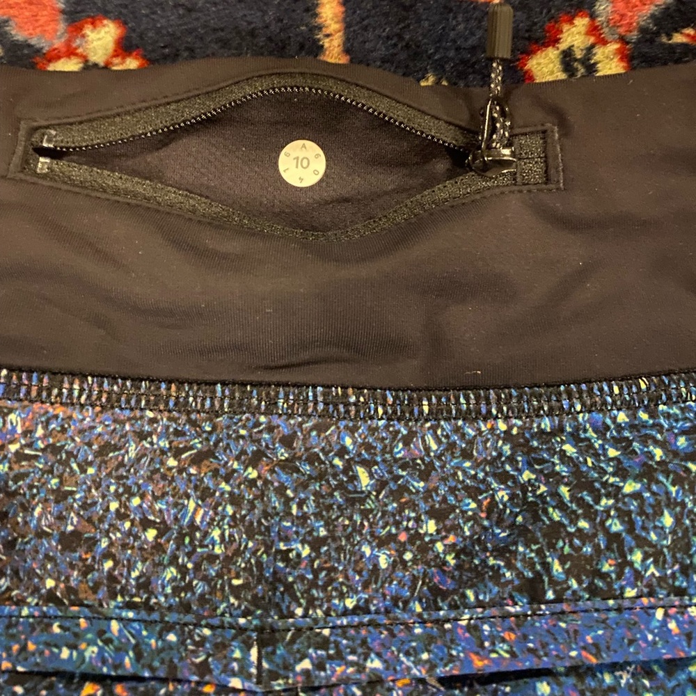 Lululemon Mermaid Multi Speed Up Shorts size 10 - Picture 6 of 7